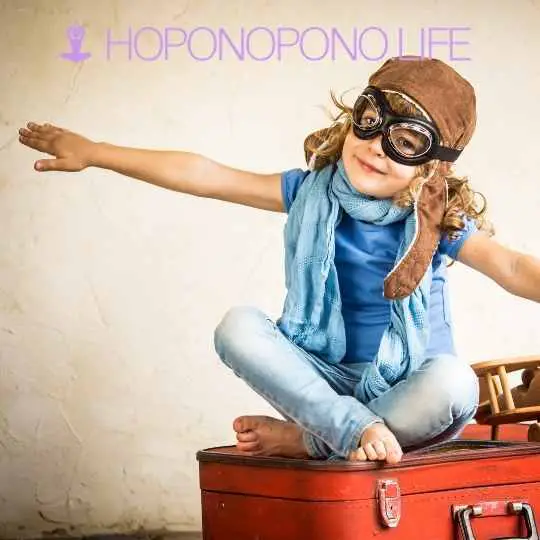 Con el hoponopono para niños, la idea es modificar estas creencias limitantes, dejando de decirle a ellos que las cosas son difíciles o imposibles.